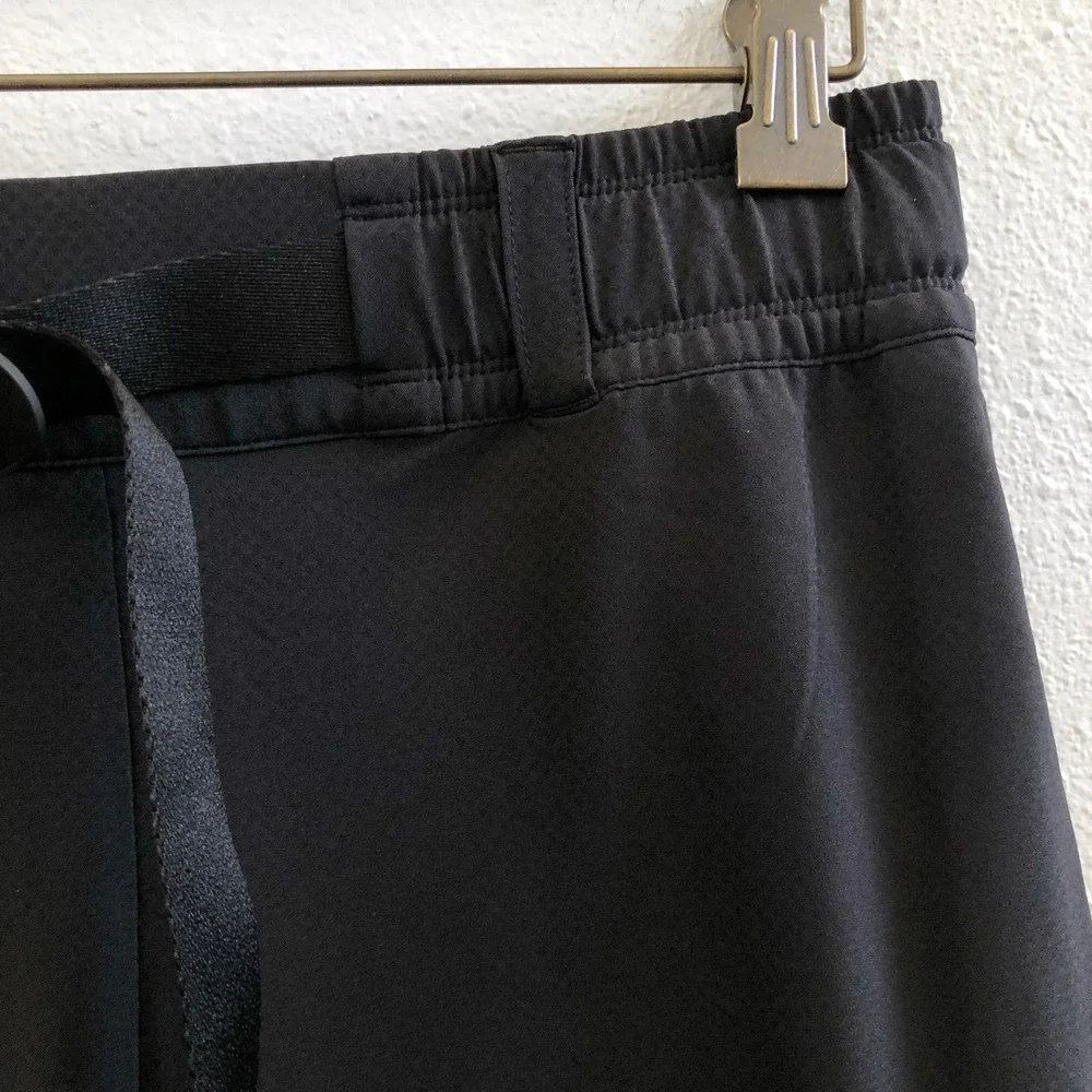 ATHLETA Quest Jogger‎ Size 6